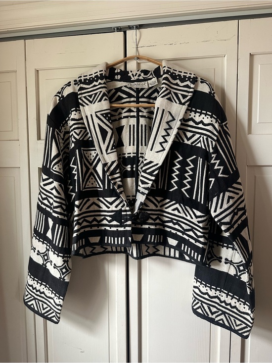 Flashback Jackets & Blazers - Flashback Black & White Geometric Cropped Jacket